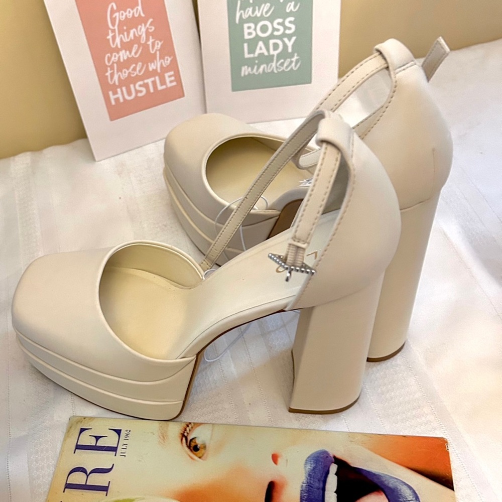 Aldo high stepping platform shoes